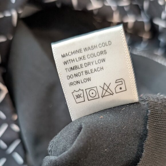 Stretchy Patterned Cropped Golf Pants - Picture 8 of 8